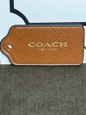 Coach 3.5” Pebbled Leather Hangtag